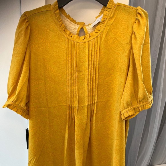 Loft Women’s Blouse with ruffled border at neck and arms; button detail M - Picture 1 of 10